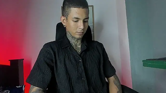 Travistanner_28 webcam