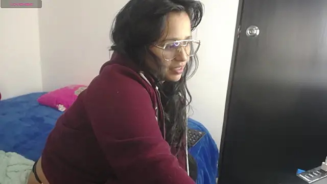 _adahara_queen webcam