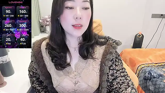 美女Crystal_Wings在线直播