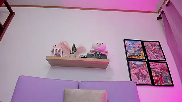 Carolina_Burninng webcam