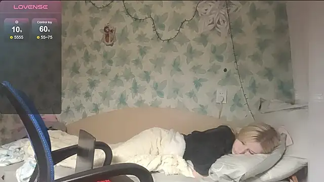 Barbie_Blondie webcam