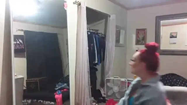 541MAKINUCUM webcam stripchat model stream image