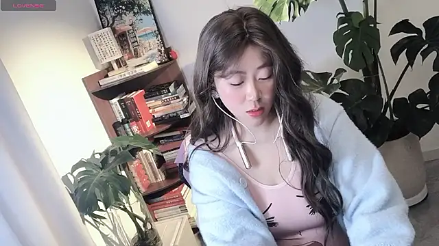 美女Xiaoai_007在线直播