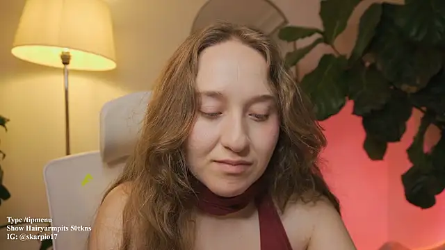 Scarlett_NoirMuse webcam