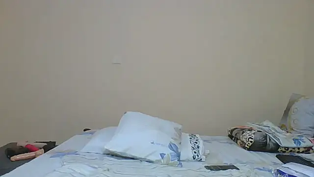 pussified_shawrie01 webcam