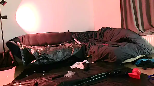 playfulthomas (Ask my age) - Lets have fun!