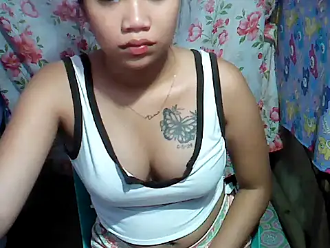 Milkytits_Yum00 webcam