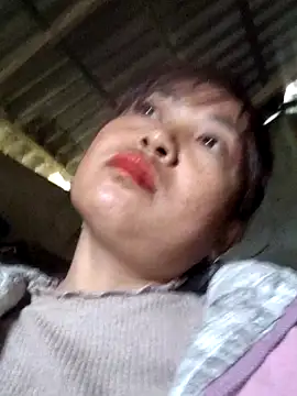 miumiu_sexy2x webcam