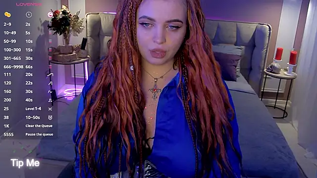 Miss_Maya_Mils webcam