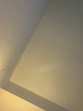 saliha_pinky_ webcam