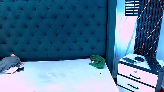 Sophi_and_Jack webcam