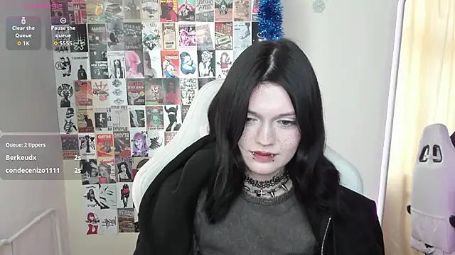 EmmaDarkk webcam