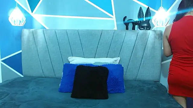 natihoran (F young) - Naked + Play with nipples