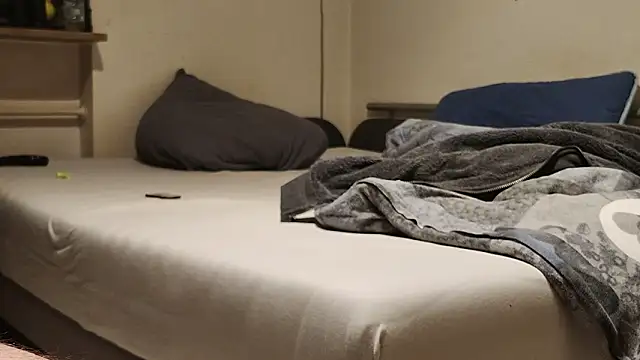 alphapimmelchen (Ask my age) - #balds #daddies #german #hd #masturbation #medium #orgasm #small-audience #straight #uncut #white