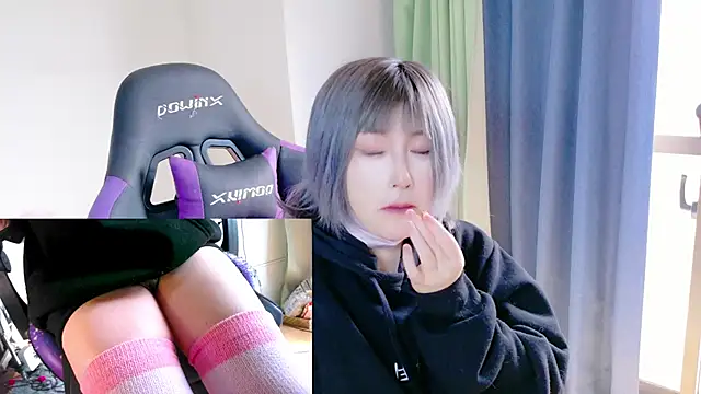 hazuki_8008 - Hazuki_8008's free webcam - UK Sex Cams