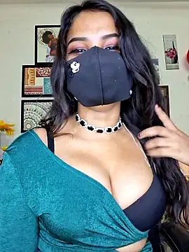 Webcam Model (Noor-Bold)  is live.Free join now!