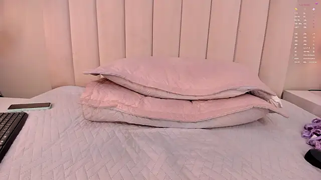 Melanie_hillz webcam