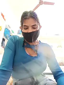 Webcam Model (Hot_radhaji)  is live.Free join now!