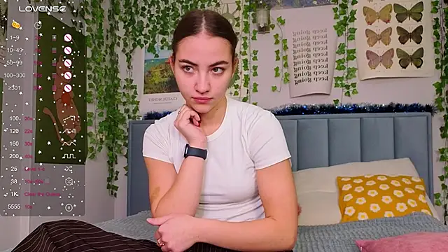 Fit_Brunette_ webcam