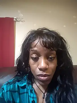 Webcam Model (NatalieGainer_goodies) is live