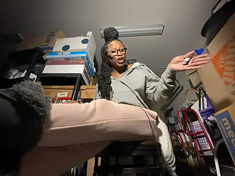 Webcam Model (wynterheat)  is live.Free join now!