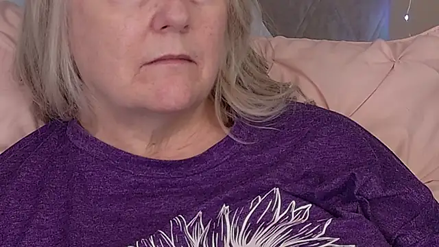 Kaitlyn_Winters webcam