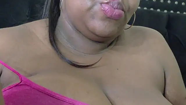 TatianaSantodomingo webcam