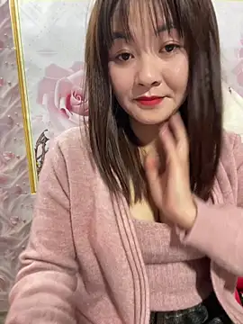 Webcam Model (Star_fruit)  is live.Free join now!