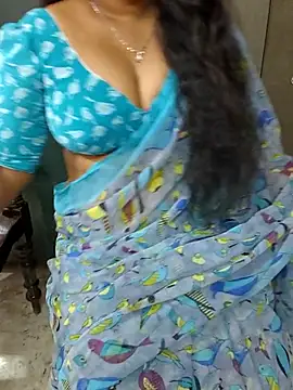 Nikitha_telugu