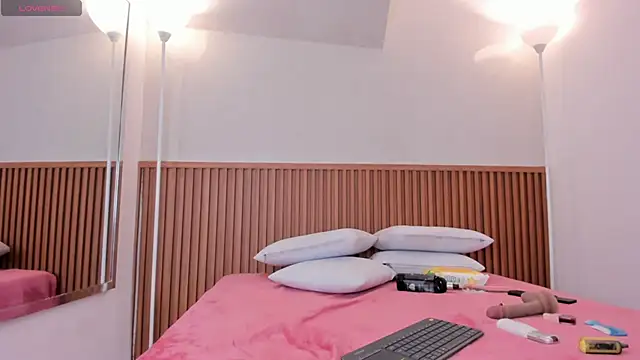 nicol_giraldoo webcam