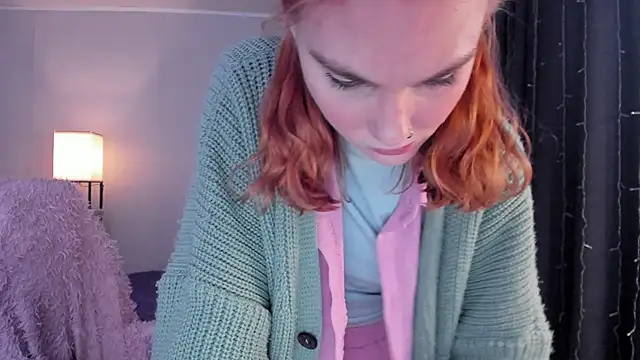 ReddHotPipper webcam