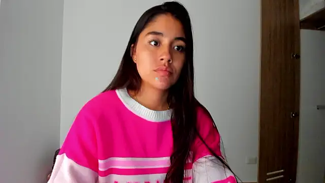 ariamontgomery - AriaMontgomery's free webcam - UK Sex Cams