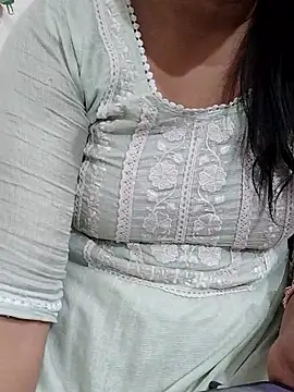 Webcam Model (cutee_bhabhi)  is live.Free join now!