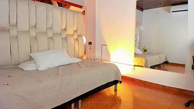 Isa_Little_Star webcam