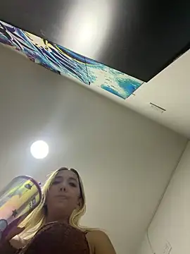 Webcam Model (Isa_klein)  is live.Free join now!