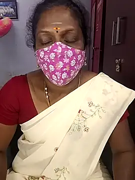 Webcam Model (umashreetamil)  is live.Free join now!