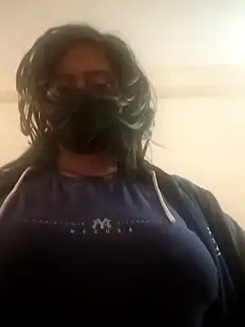 Webcam Model (sexysiya11)  is live.Free join now!