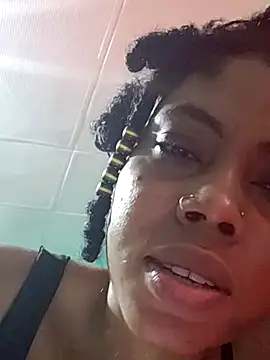 Webcam Model (HONEYSWEETS_LIVE)  is live.Free join now!