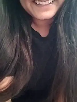 Webcam Model (Lush_piya)  is live.Free join now!