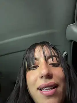 mia_fiire - Mia_fiire's free webcam - UK Sex Cams