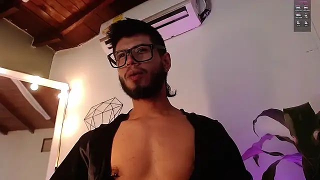 colby_brown03 - Colby_brown03's free webcam