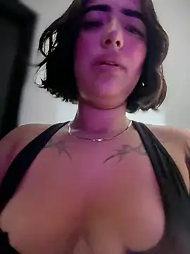 Webcam Model (Scarlett-LS)  is live.Free join now!