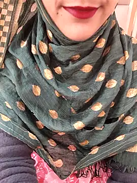 Webcam Model (Indian-Aleena)  is live.Free join now!