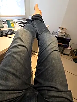 lorent6969 (M mature) - #bisexuals #brunettes #dirty-talk #flashing #french #hd #mature #medium #mobile #office #pov #recordable-publics #sexting #small-audience #swiss #white