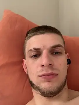 omg6phoo9 (Ask my age) - I'll show my dick on the street