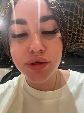 kirasunshine - KiraSunshine's free webcam - UK Sex Cams