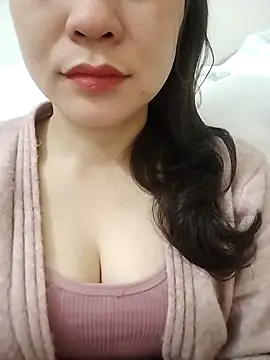 Webcam Model (Cogai-nhutnhat)  is live.Free join now!