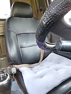 huykkk99 (M young) - want to make money