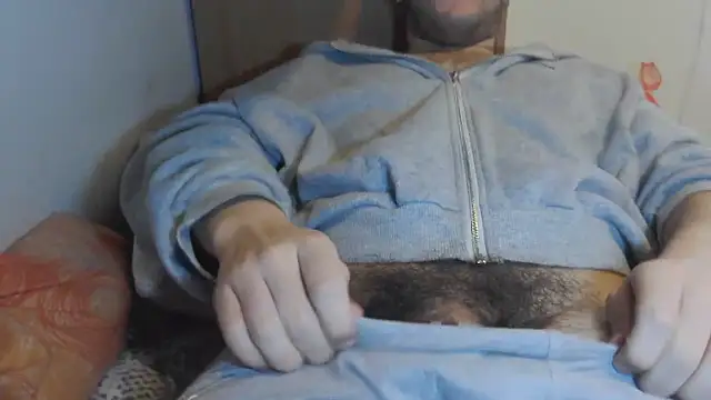 italianguy24 webcam