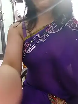 Webcam Model (roshni_agrawal0)  is live.Free join now!